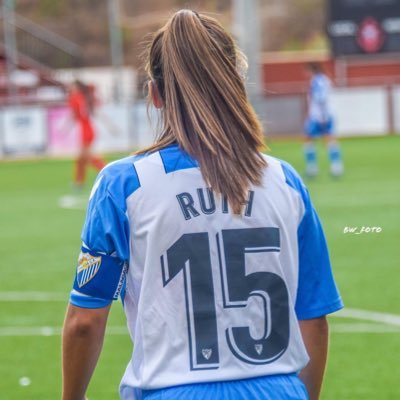 Jugadora del @MalagaCfemenino 💙