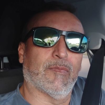 Director legisltvo Tec.Sup.en Gest.Indstrial , ex Asesor parlamentario en Conc. Delbrte. Córdoba Cap , Ex Director CPC Ruta 20 2003 2008_ Hincha de Instituto .