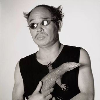 yfnbo1's profile picture. 上海摄影师/抽象厨师版本
创作可约
IG：photopig_2002