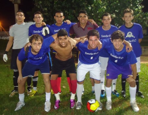 Twitter Oficial do Rancho FC! Galera, sigam-nos e fiquem ligados em tudo que rola no mundo do futebol.. Noticias, jogos, além dos nossos resultados.