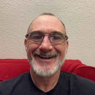 longlllee's profile picture. It is what it is • #Go Redwings🏒 • #Go Lions 🏈