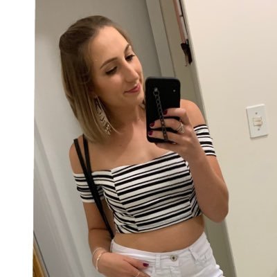 lenidelani's profile picture. Aquáriana/30- Recursos humanos- Mamãe do Lorenzo ♥️