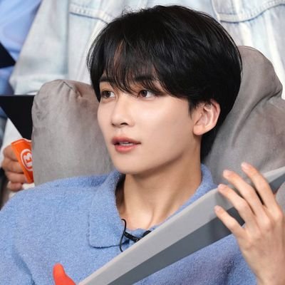 zinocart's profile picture. BNS ACC
#la_lesales #theajunice
ga proof:  #theaproof RCBYT !! https://t.co/0PdUno0EIk