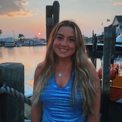 hi im amanda! | i am a 24 year old UGC Creator, DM me! 🤍 🎥 tiktok: amb.creations 💌 email: amandaboianocreations@gmail.com