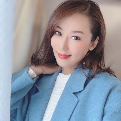 Life always leaves us bruised, but later, those wounded places will definitely become our strongest places Businesswoman living in the United States