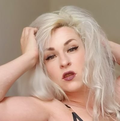 🚫18+ only

model🖤
adult performer🖤fssw
she/they🖤
baby/sub🖤
pan 🌈lvl 37🖤
No nazis
https://t.co/y0mC0UAKgq