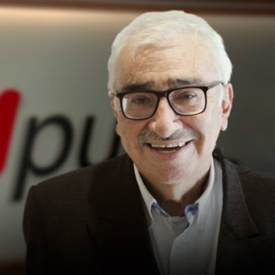 Ingeniero, máster en economía, experto en competitividad y productividad, innovación y emprendimiento.