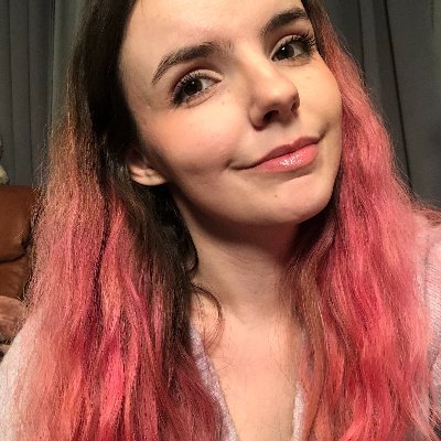 PinkiiesL's profile picture. dont know what im doing here |･ω･)