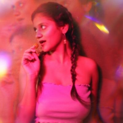 tanayaya08's profile picture. 