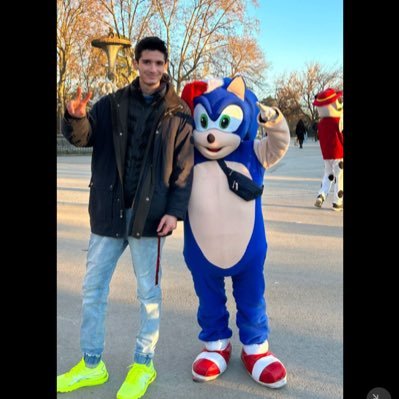 emilr2000's profile picture. YHVH