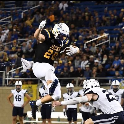 Josh_Buri25's profile picture. Brookings ‘21 | RB ~ Winona State