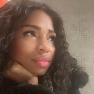 Co-host on 🎬 @voxafricauk @ladiesloungeTVS | https://t.co/Jhf9ilMzbq