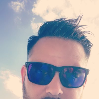 SeillerCamille's profile picture. Sapeur-pompier, dans le sud de la France. CATE. Fan de sport auto., plus précisément la @F1 et @Porscheraces. Commissaire de piste "FEU" à l'@acm_media