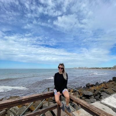 johaoteiza's profile picture. Acuariana, impulsiva,rebelde y fiel creyente del amor en libertad.