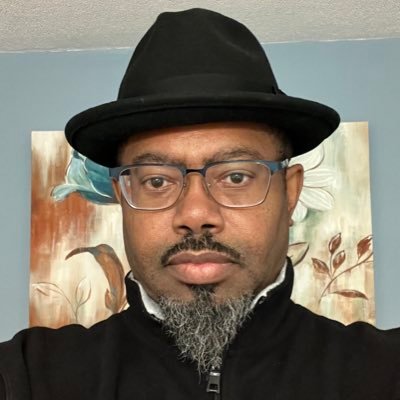 BancosGmail's profile picture. Él es más fuerte quien sonríe más