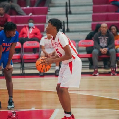 Bball is Life! Loachapoka High School C/O 2026 6’1, PG/SG, 3.1 GPA
Jmtyner5@gmail.com