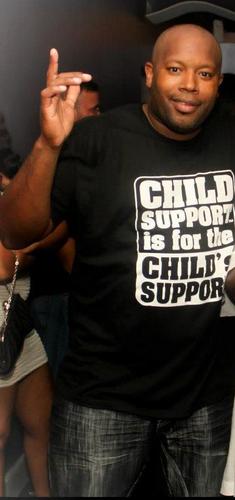 BERNARDTRULUV's profile picture. 