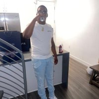 Paperroute H (@everthing10k) 's Twitter Profile