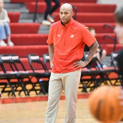 Praise to the most high 🙏🏾🏀 #Work2x Basketball 2019 Elite 8, 2020 State Runner Up/ Varisty assistant coach at Hewitt Trussville High School🏀/ TCP AAU Coach