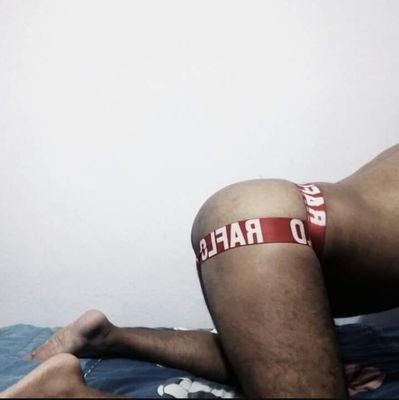 Cabrón pasivo, machín y muy tragón. Amante del 🅱️🅱️.
De 🍑 muy aguantador para 🍆💦 dispuestas a llenarme de 🍼.
No uso drogas y prefiero que no las usen