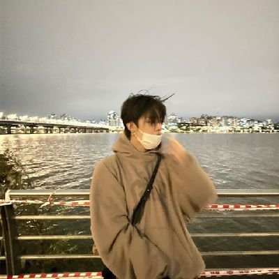 NIX0TIN's profile picture. # 𝐔𝐍𝐑𝐄𝐀𝐋 ─ 𝟏𝟗𝟗𝟗 ˣ rapper,dancer, n vocalist from @TXT_members. ↺ 𝐤𝐞𝐲𝐰𝐨𝐫𝐝 : #최연준 , 𝐂𝐇𝐎𝐈 𝐘𝐄𝐎𝐍𝐉𝐔𝐍 is the name. ‧̍̊