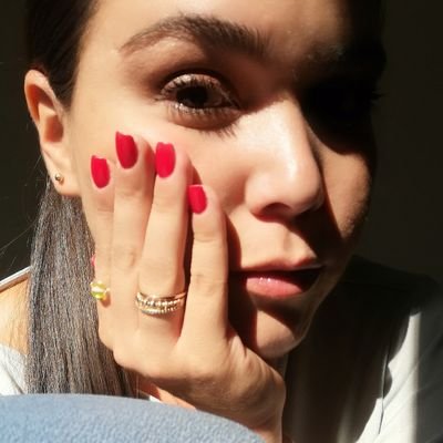 Mtra. en Derecho 💛 Egresada de psicología 💚 Docente 💙 Servidor Público💜 Madre de una bella y maravillosa hija ❤️ Amo leer y estudiar 🤍