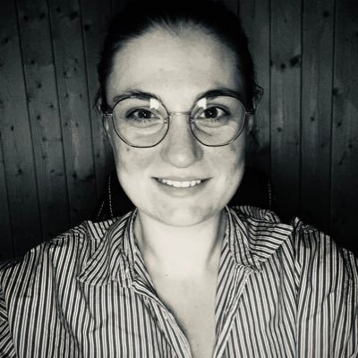 Si tu souhaites travailler d'où tu veux, quand tu veux, gagner confortablement ta vie, et lui donner un sens tout simplement. Rejoins moi sur mon serveur
