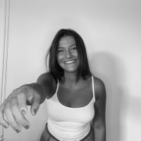Clara (@claraagdv) 's Twitter Profile