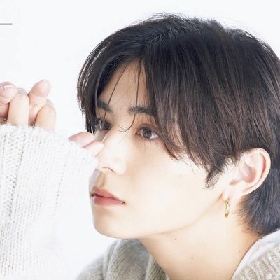 Hey say jump♡山田涼介♡♡妄想入りまーす♡✴︎ほんとかっこよすぎて生きていけない🥺同担/他担OK🤭色々話せて繋がりましょー✳︎❤️山田くんがなんばーわん❤️❤️よにのハマり中/