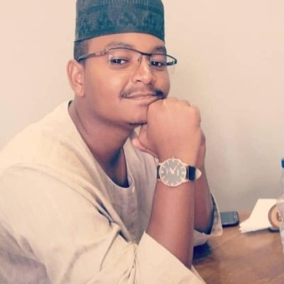 dafa3oo's profile picture. أنت جميل فحاول أن تراك  🍃😃