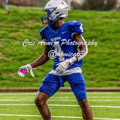 Willowridge high ‘24 | WR/SS/DB | 5’9 160 lbs | 4.44 40 | 100m dash 10.8 |email willistravis05@icloud.com | gpa 3.1  |