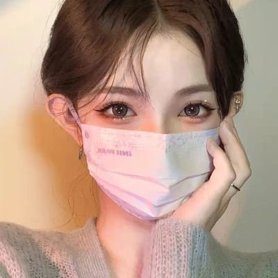 kkscfff25624052's profile picture. 