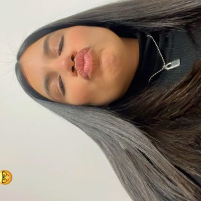 kiaravzqz's profile picture. XXXIII ♋️ 🌸