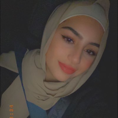 FatimaEzzeddi15's profile picture. 