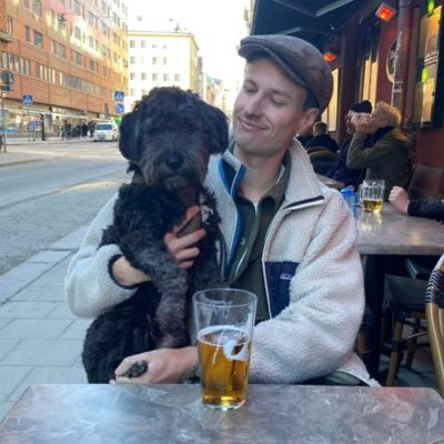 Näringspolitisk expert på Företagarna, fokus brott mot företag. Arbetar för ett bättre företagsklimat på dagen & hoppas på tre poäng för blåvitt på kvällen.