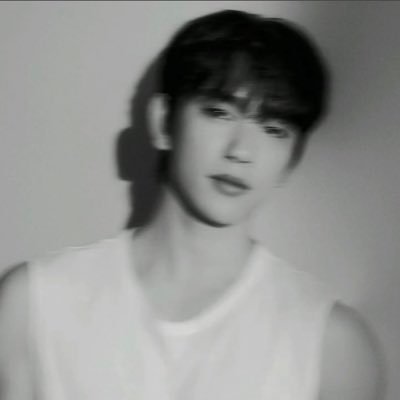 end922end's profile picture. 진영이는 끗사랑🤟🏻