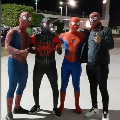 Aficionado al Sevilla 🤍❤ Soy ultra de Spiderman la mejor pelicula de la historia