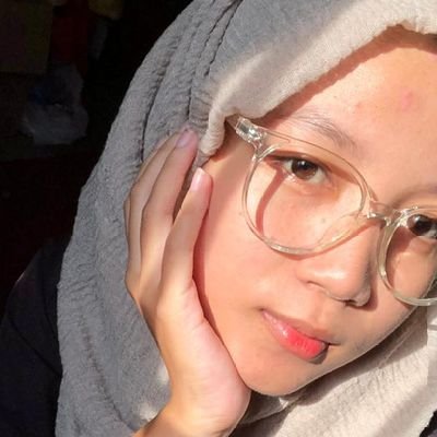 mellynurholifah's profile picture. seorang perempuan
