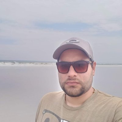 andres_idro90's profile picture. Estudiante de la UCSG, aficionado de los juegos de video. Meat lover 🍖. Instagram andres_idro90