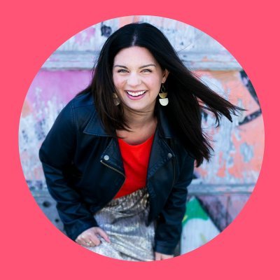 ErinTrafford's profile picture. Podcast Strategy, Production & Promotion
Helping you transform ur marketing w/ Podcasting 🎙️
Founder @ Story Studio Network