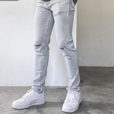 NhnL52392988's profile picture. 