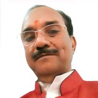 शेषधर शांडिल्य मोदी-परिवार का सदस्य(@sdtiwari) 's Twitter Profile Photo