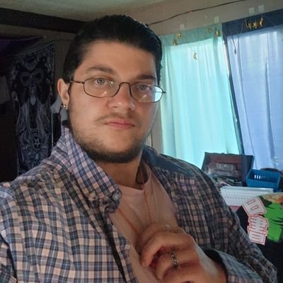 IgnaciousIRL's profile picture. Dad, Husband, Gamer, Cook, Counselor, Comedian, I wear many hats. #hungryabyss