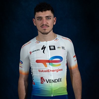 ~ Cycliste Professionnel au Team Total Énergies ~