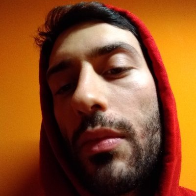 sedicedajbar's profile picture. @editorialdahbar 
BERLIN CCS