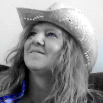 loralie2023's profile picture. 