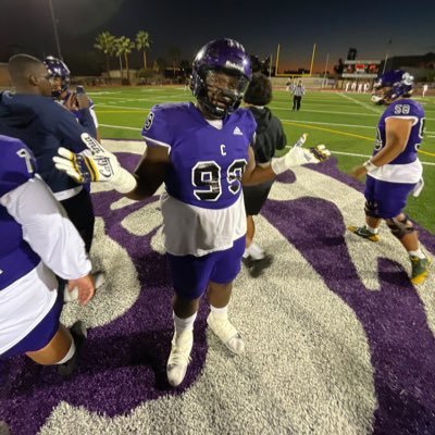 6’1 295 3.5 GPA-cathedral high school C/O 2025 (https://t.co/QSEENGAyfi) instagram @dkricches_ Cell- 213-371-7342 @phantomfootball