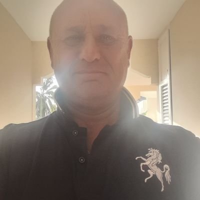 AdrianGardine13's profile picture. 