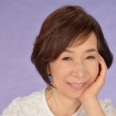 Rieuccia's profile picture. アパレルのデザイナーをしながらイタリアに通っていくうちにすっかりハマりイタリアペルージャの工場と20年以上仕事をしている。
ファッション/イタリア語/食べ歩き/料理教室/ワイン/オリーブオイル/イタリアに住んでるかのようにツアーでは出て来ないあなただけのイタリアを提案。
とことんイタリア旅行2019/11好評に開催