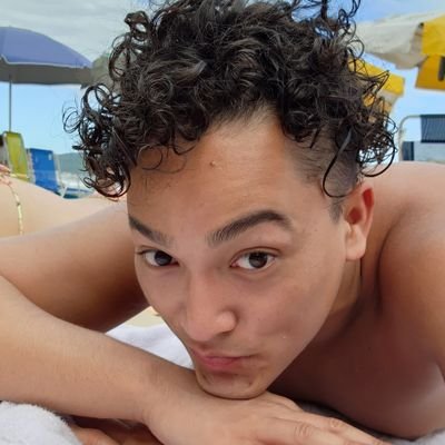 Mestre em Ciências Biológicas ❤🦄
Qualquer pronome
https://t.co/chuoPkRKvr